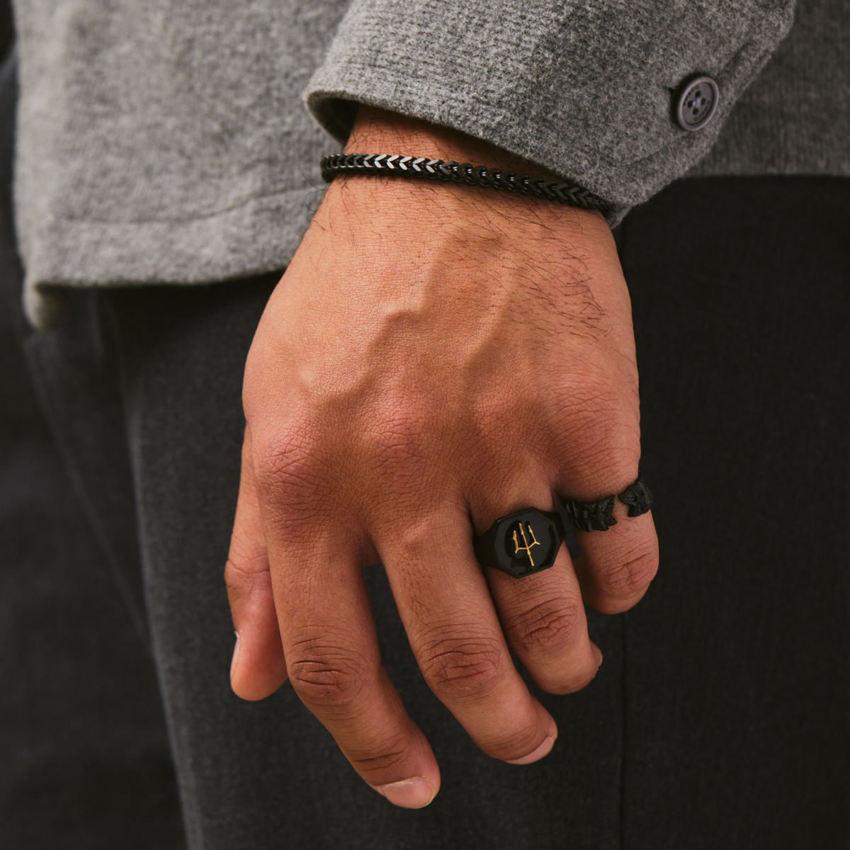 Zeus Thunderbolt Ring | Black Gold Lightening Bolt Ring | Marcozo Zeus Thunderbolt Ring | Black Gold Lightening Bolt Ring | Marcozo