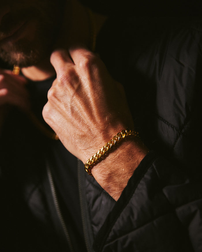 Thunderbolt Pendant - Black | MARCOZO
