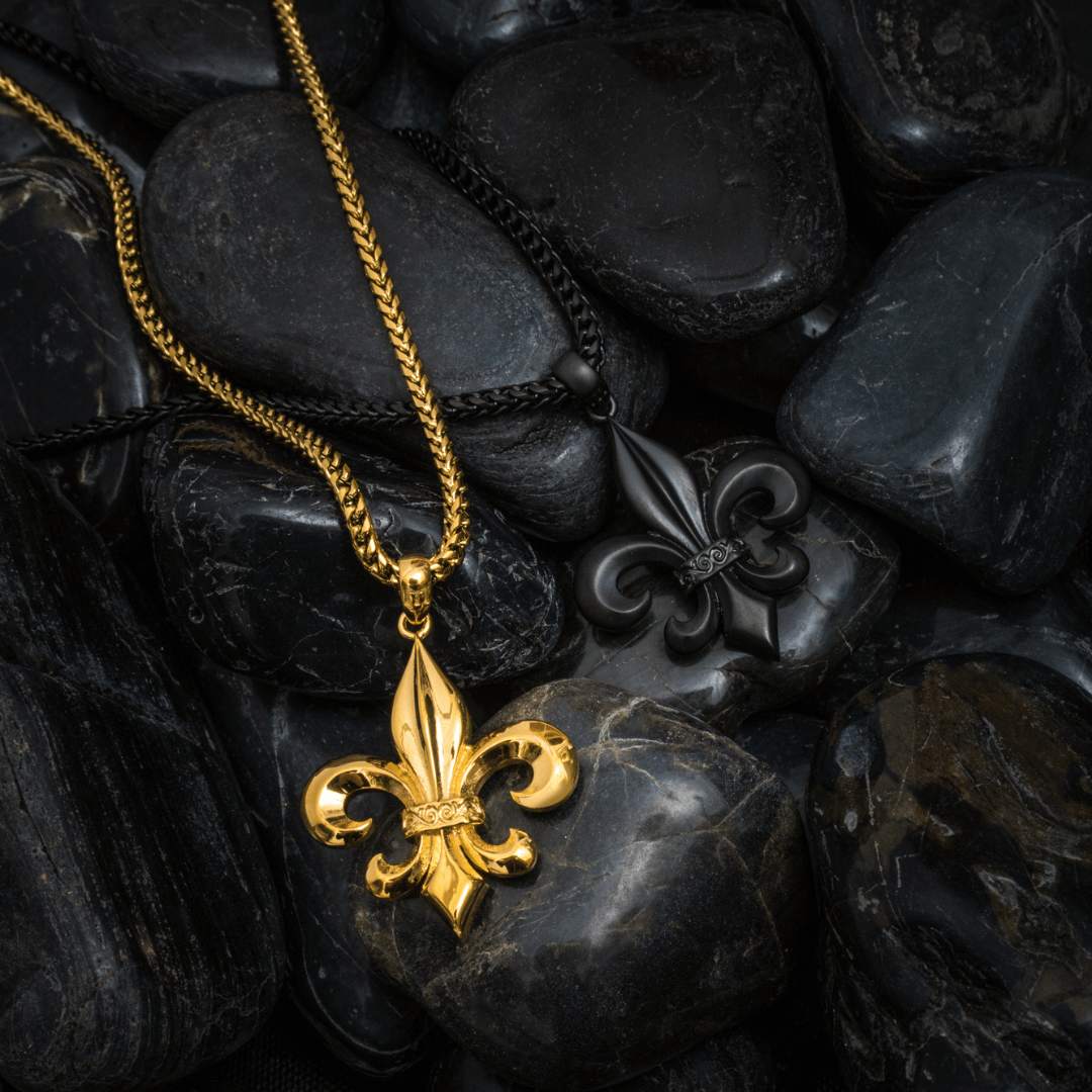 Fleur de Lis Pendant - Black - Marcozo
