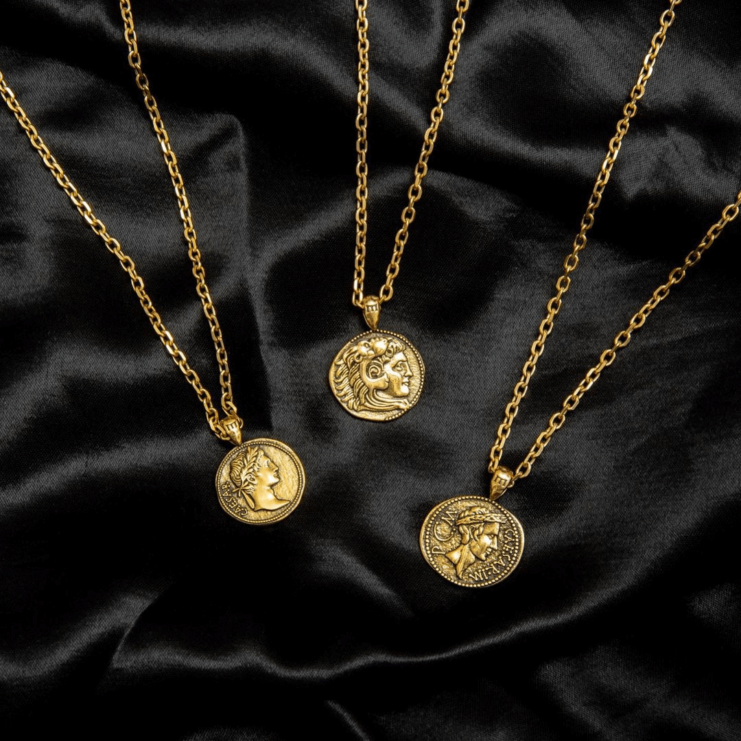 Augustus Pendant - Ancient Gold - Marcozo